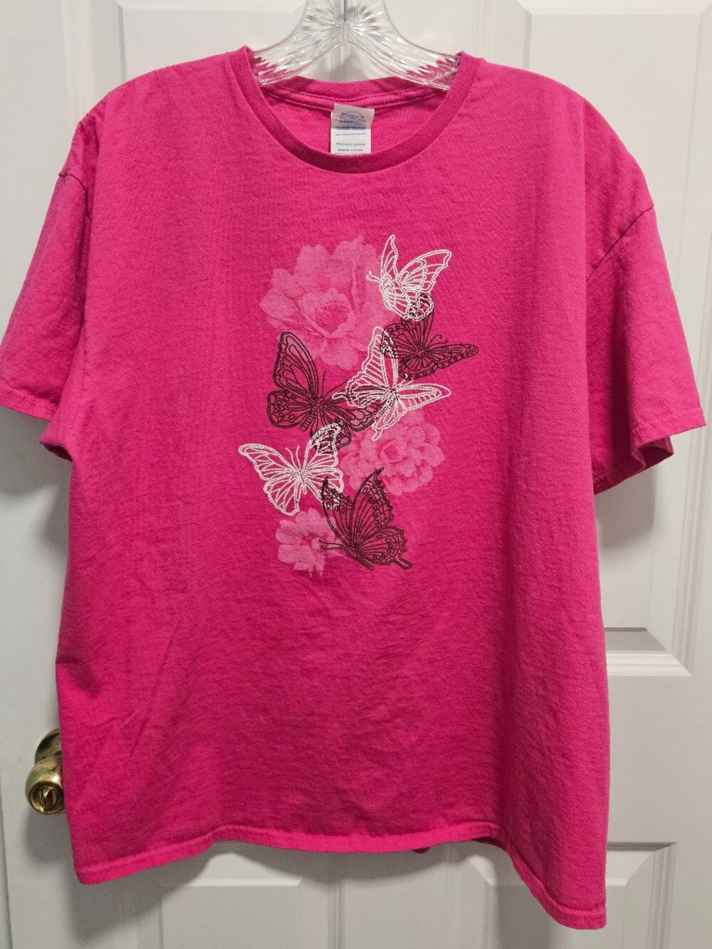 2 Shirts - Delta Pro Weight XL Graphic T-Shirt Bundle
